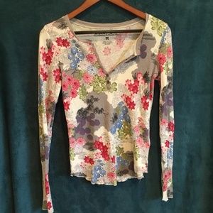 Flower Lucky Brand Henley size medium